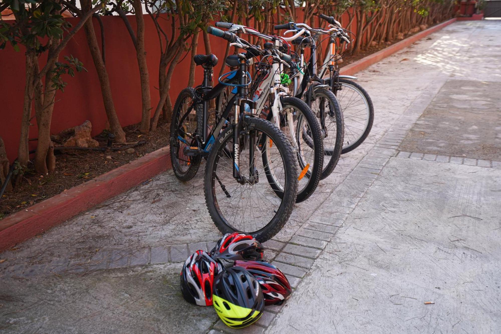 Calm, And Bikes Apartment Castelldefels