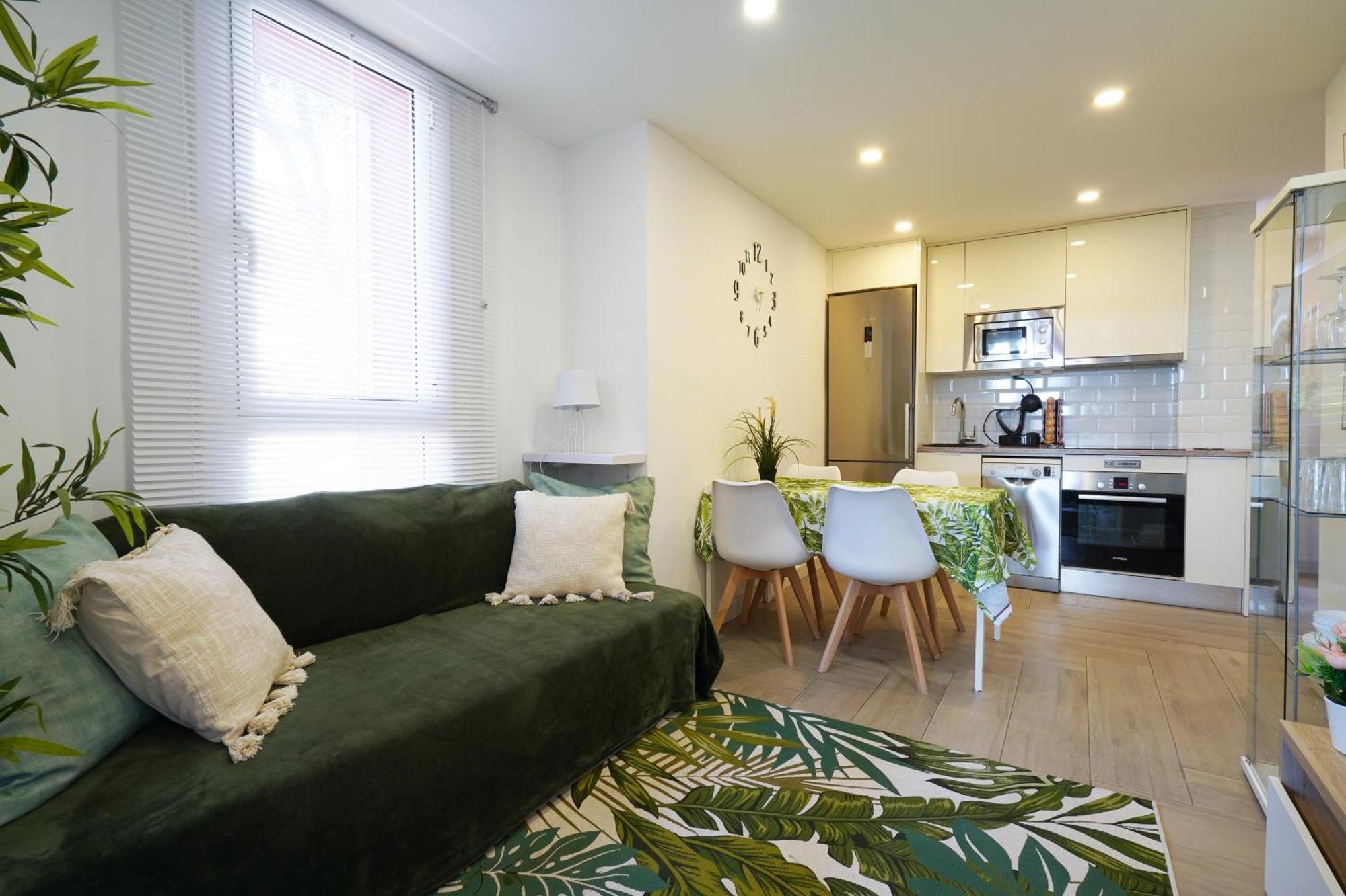 Apartament Calm, And Bikes *